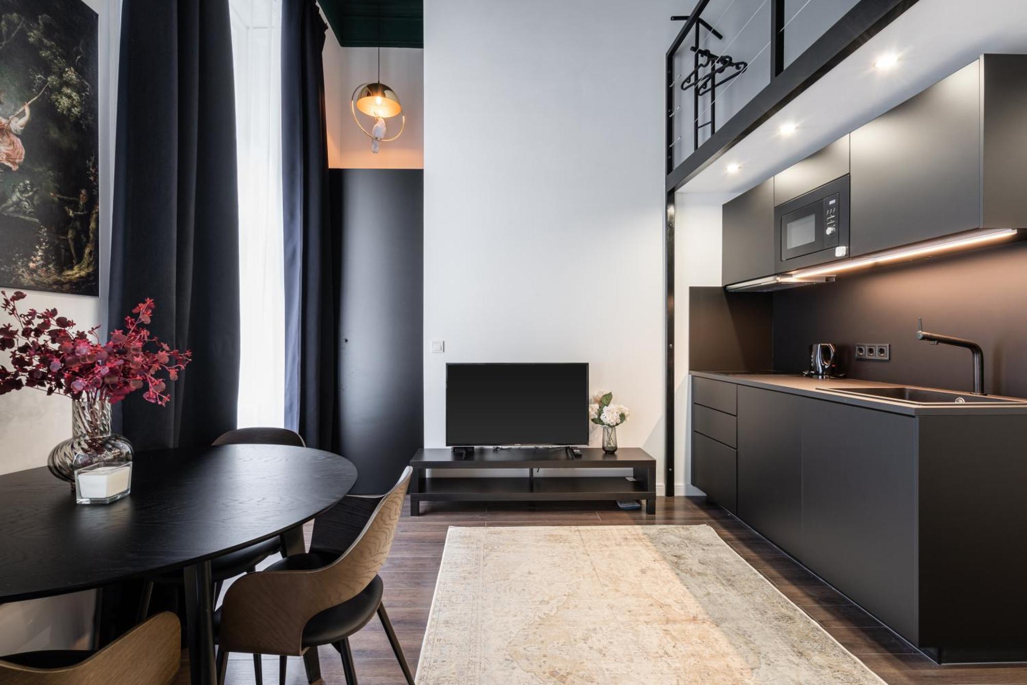 E41 - Trendy Boutique Apartments - Prime Spot By Bqa Budapest Bilik gambar