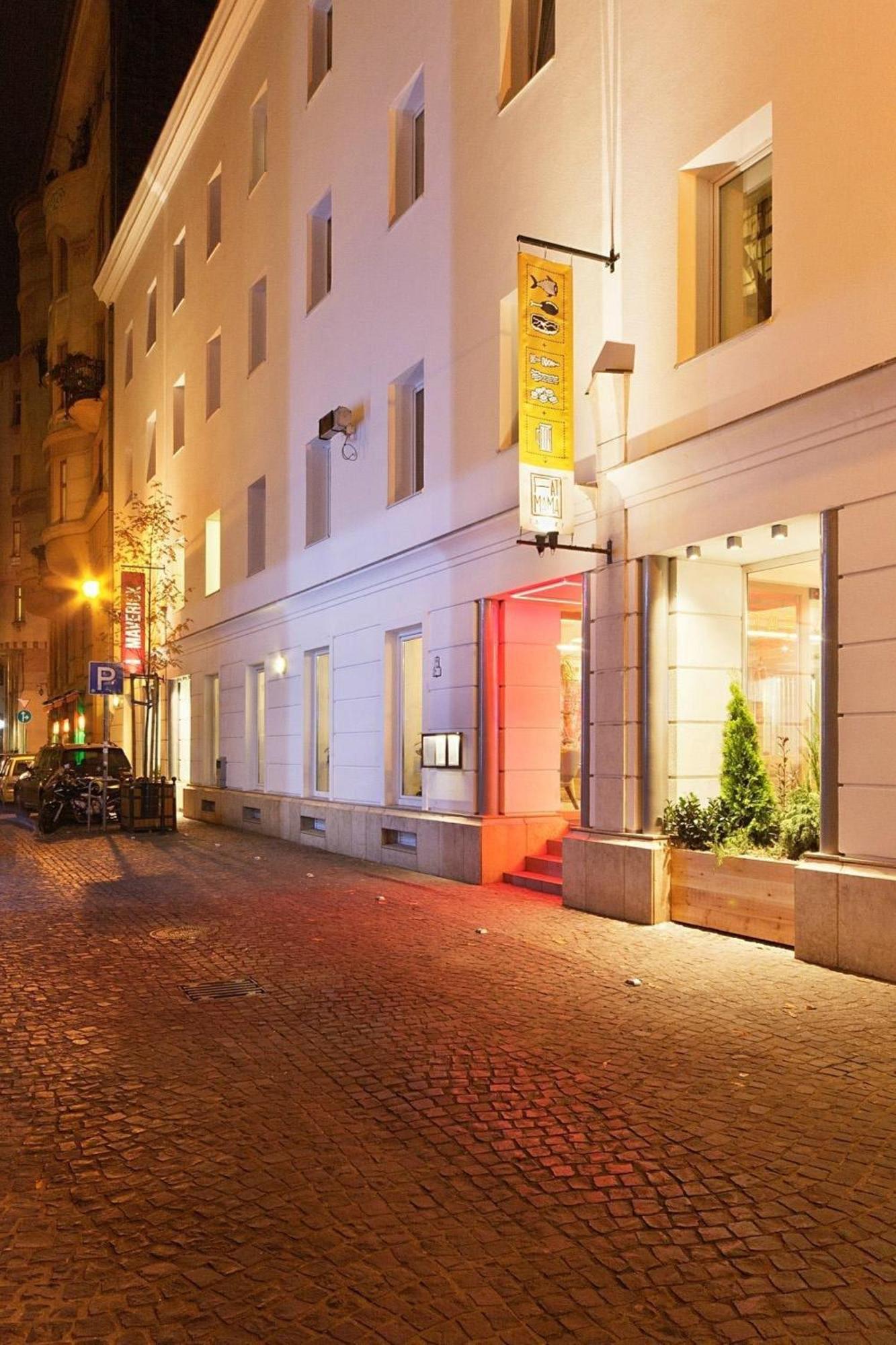 E41 - Trendy Boutique Apartments - Prime Spot By Bqa Budapest Luaran gambar