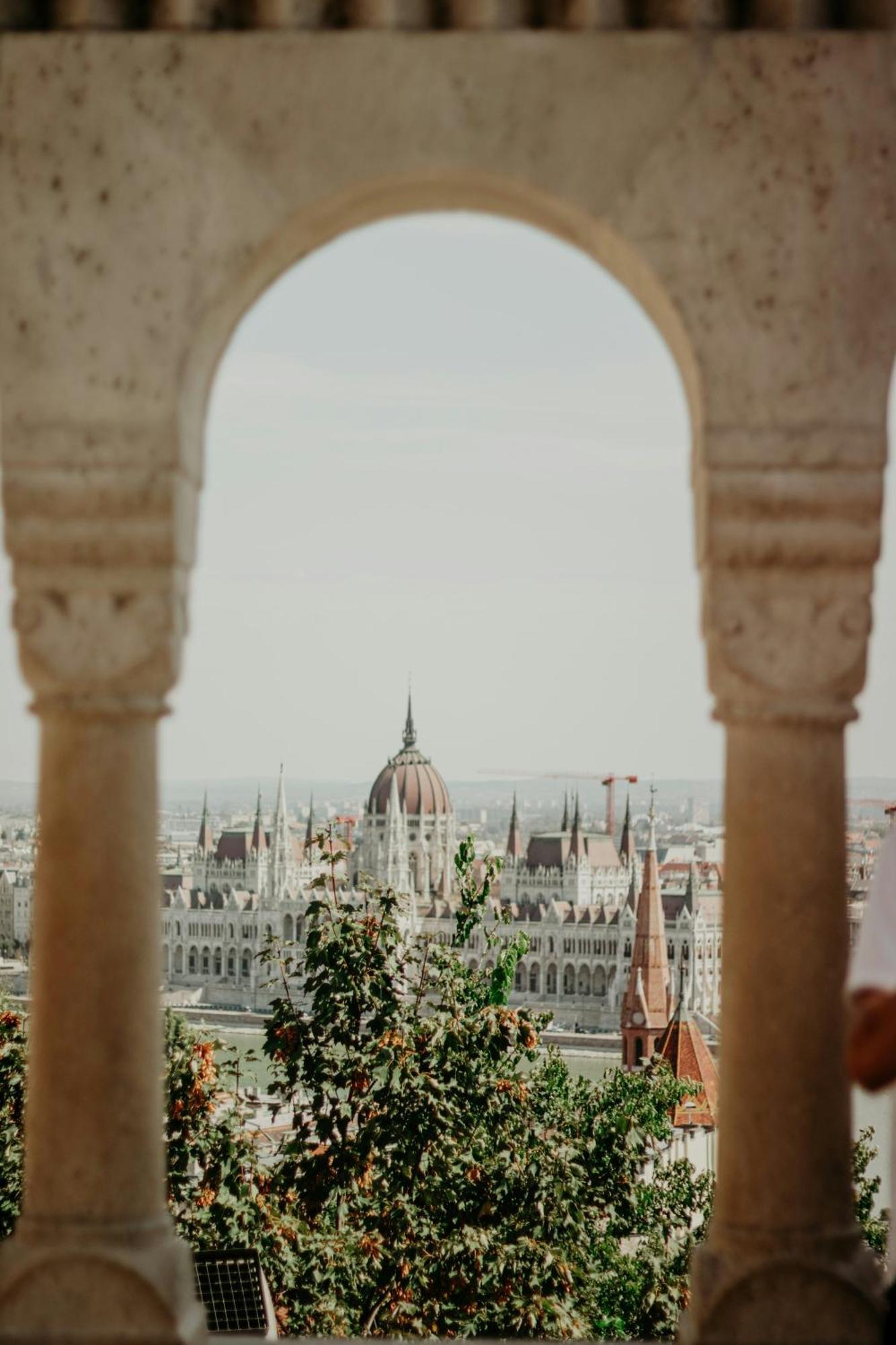 E41 - Trendy Boutique Apartments - Prime Spot By Bqa Budapest Luaran gambar